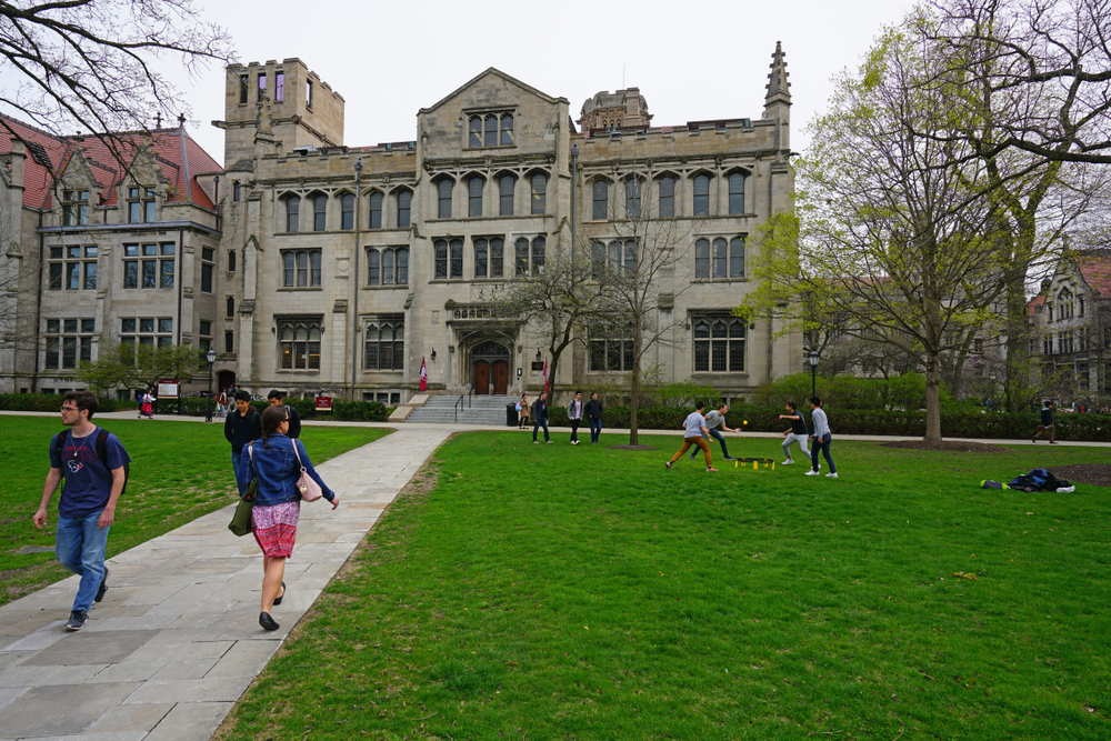 Comprehensive List Colleges With Rolling Admissions In USA